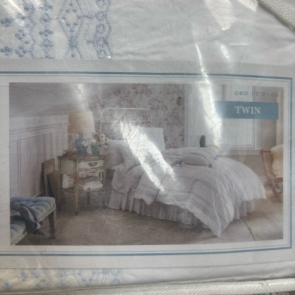 simply shabby chic 2 piece duvet cover set twin white blue embroidered - Picture 3 of 7